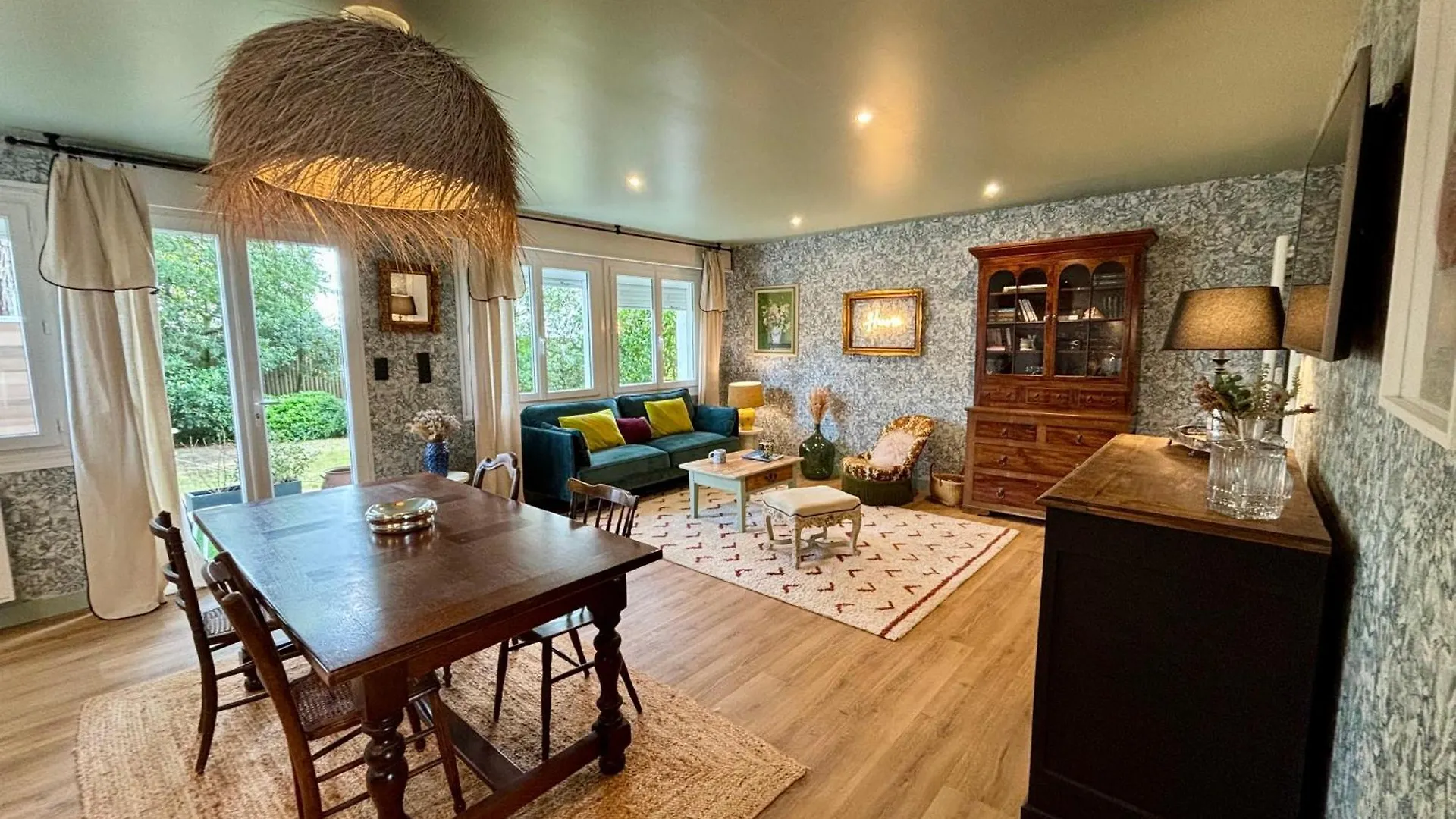 Апартаменты Charme !Appartement Plein Centre Plage A Pieds Parking Лармор-Плаж